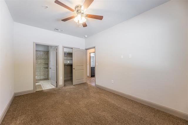Building Photo - 511 E Akard St
