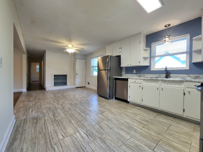 Building Photo - 226 Brookdale Ave