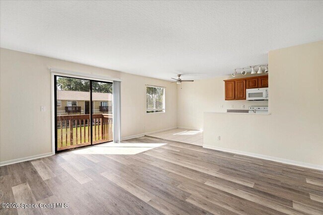 Building Photo - 1884 Agora Cir SE