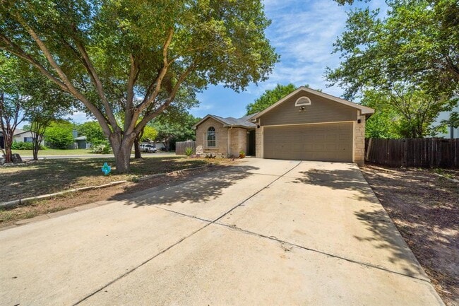 Building Photo - 301 Zebra Dr