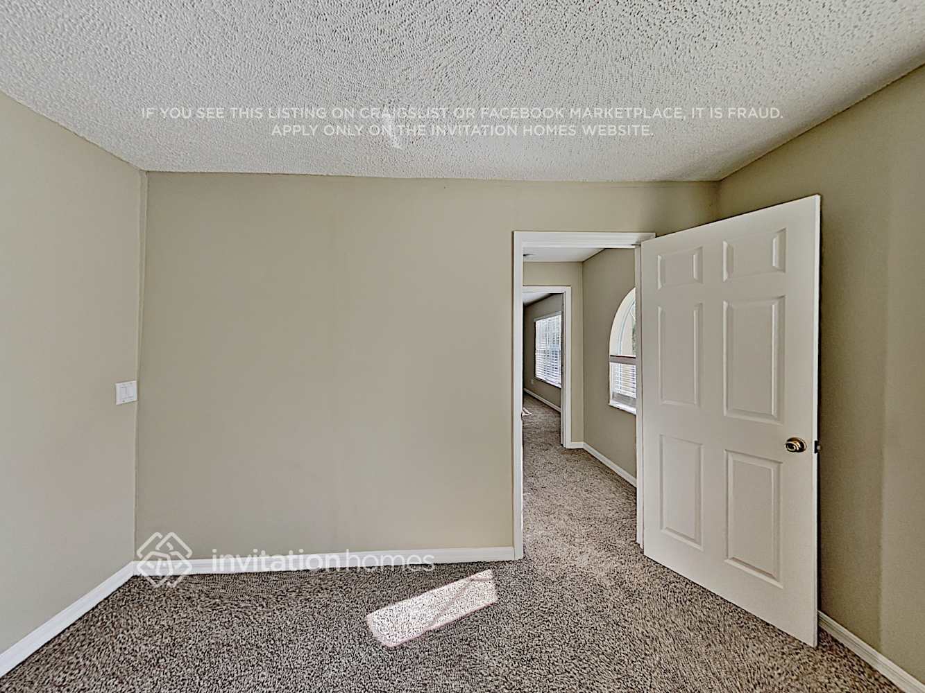 Building Photo - 345 Oak Springs Dr