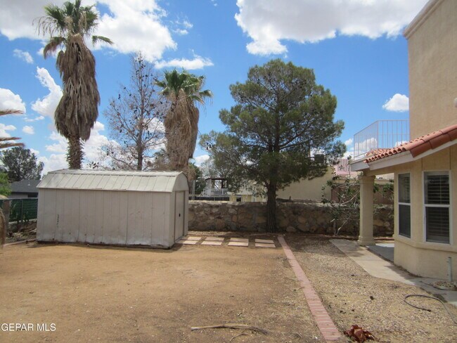 Building Photo - 6924 Imperial Ridge Dr