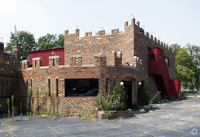 Alternate Building View - Riverwalk Condominiums
