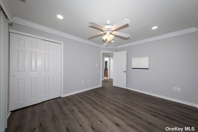 Building Photo - 325 Lake Pointe Ct