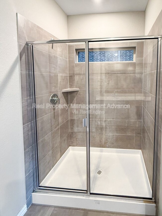 Building Photo - 452 Morning Dew Ln