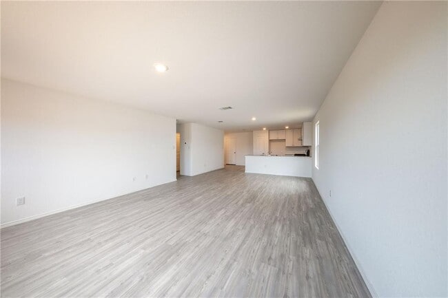 Building Photo - 2867 Rosefinch