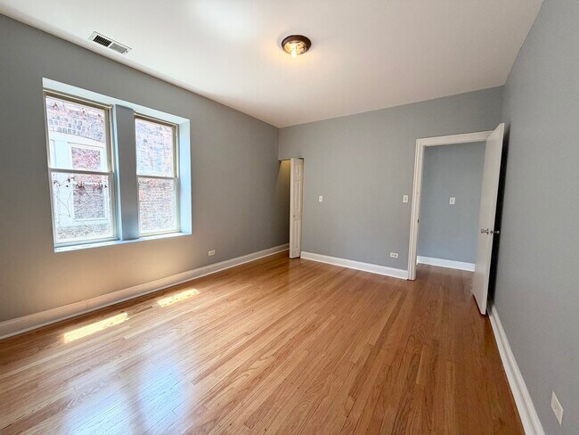 Building Photo - 7821 S Phillips Ave