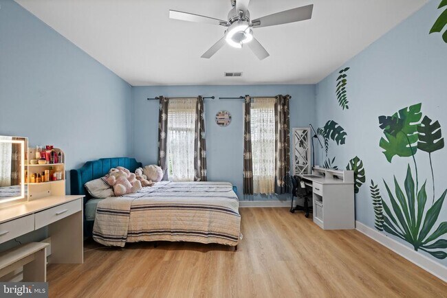 Building Photo - 5066 Winesap Way