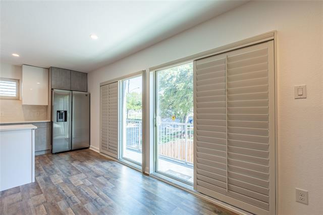 Building Photo - 2134 Lucas Dr