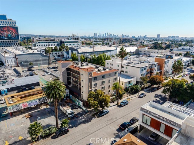 Building Photo - 1466 Tamarind Ave