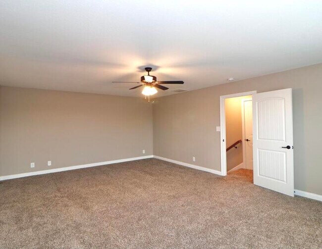 Building Photo - 1678 Horseshoe Cave Dr