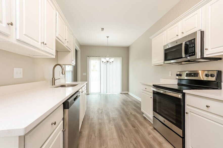 Building Photo - 903 Bexley Dr