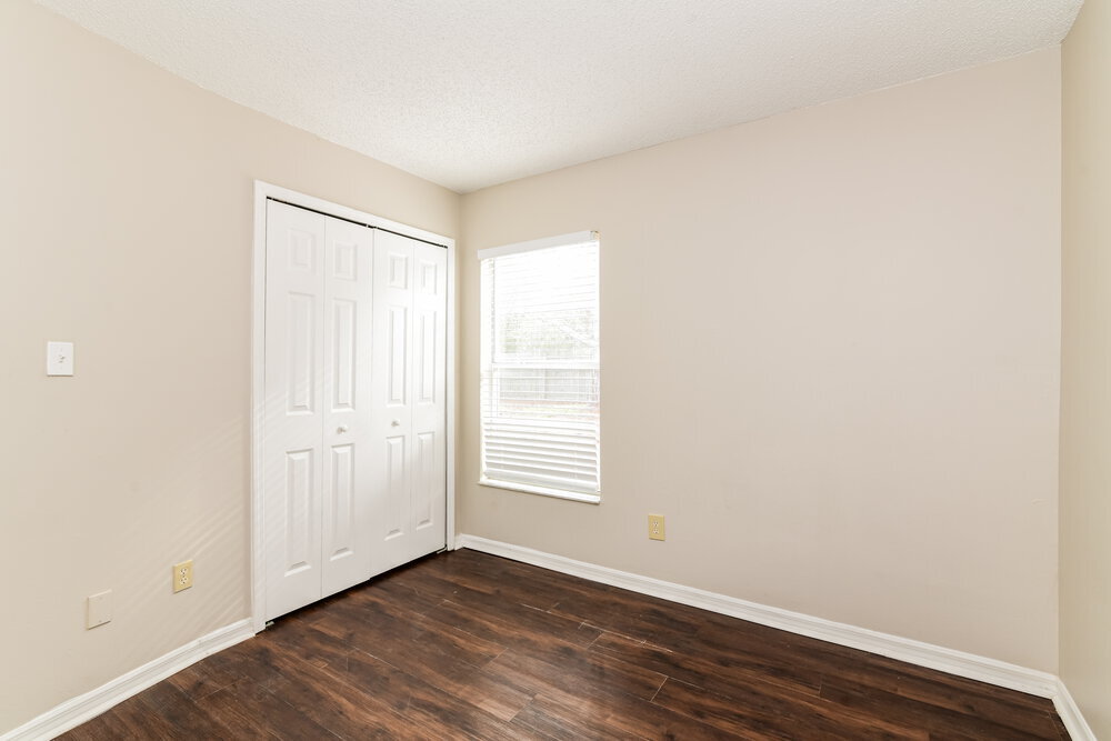 Building Photo - 212 Great Yarmouth Ct