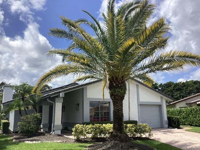 Building Photo - 10496 Augusta Ct