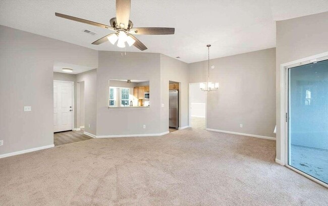 Building Photo - 4BR/2BA Home For Rent