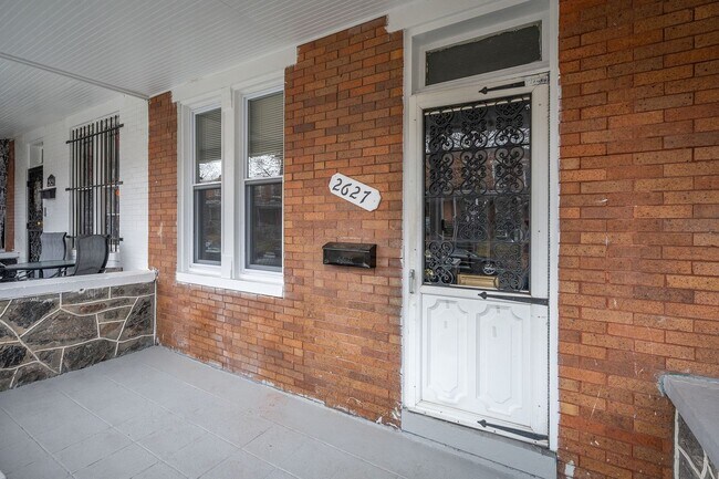 Building Photo - Newly Renovated 3 Bedroom in Charming Balt...