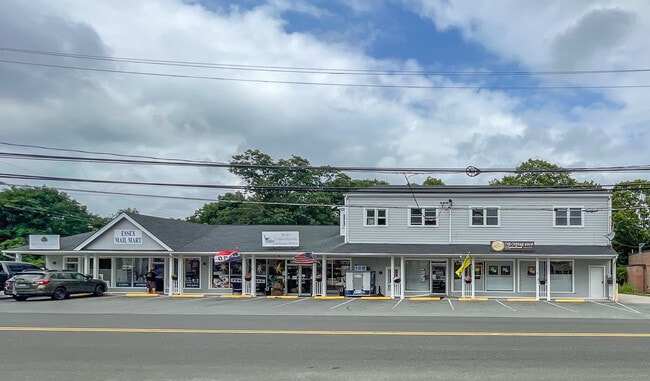 Building Photo - 33 Main St