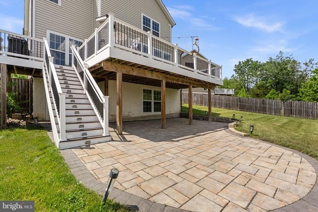 Building Photo - 310 Mackintosh Rd