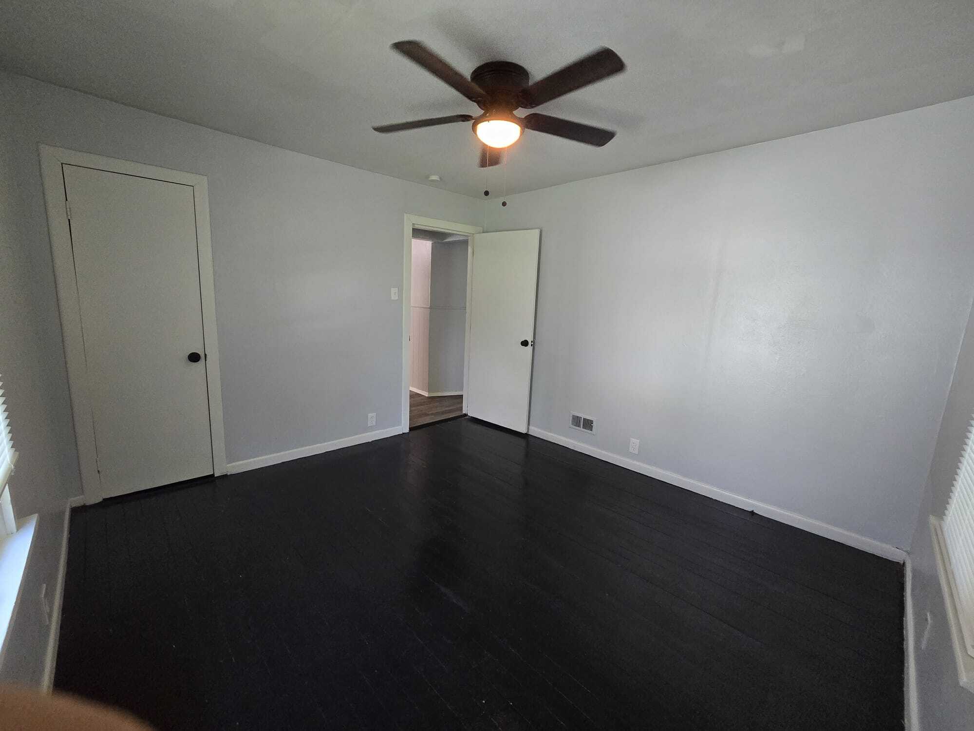 Building Photo - 1135 Canaan Ave