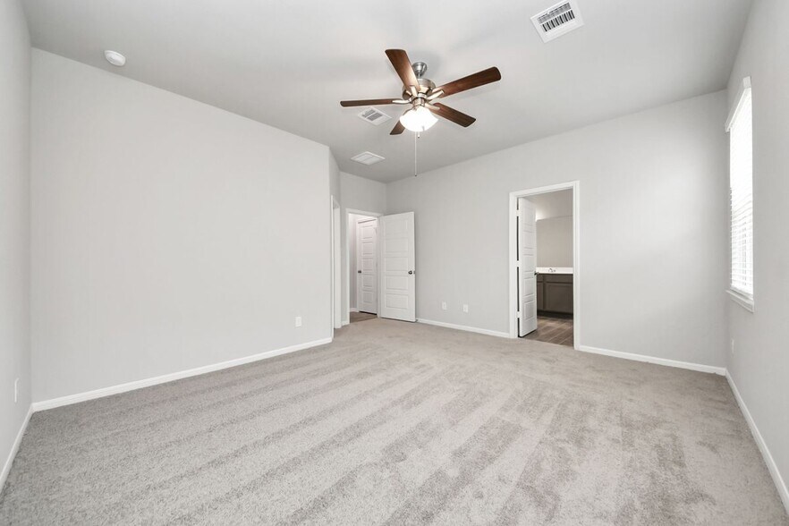 Building Photo - 22826 Xanthos St