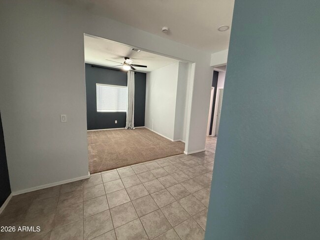 Building Photo - 1691 W Inca Dr