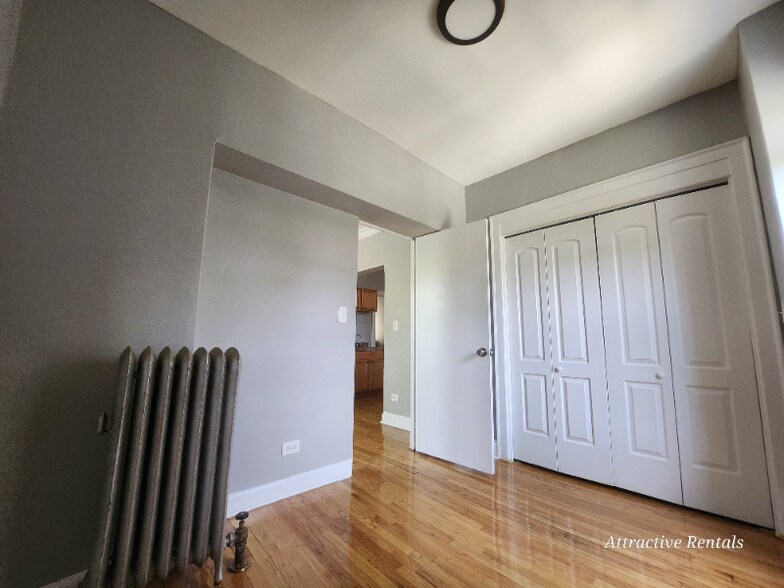 Building Photo - 5350 W Division St