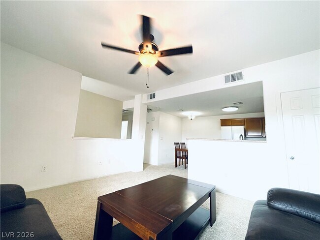 Building Photo - 7701 W Robindale Rd