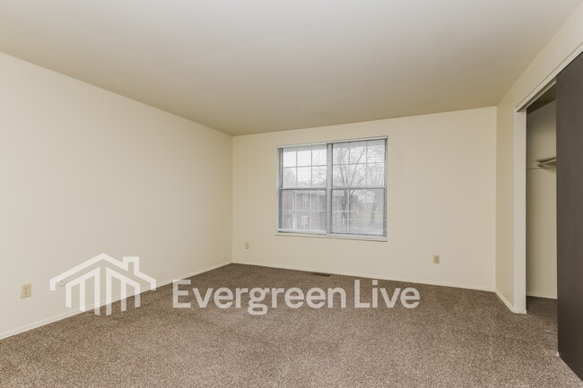 Building Photo - 8107 Mt Aetna St