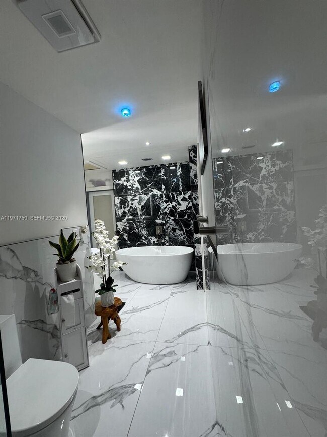 Building Photo - 19558 NW 50th Ct