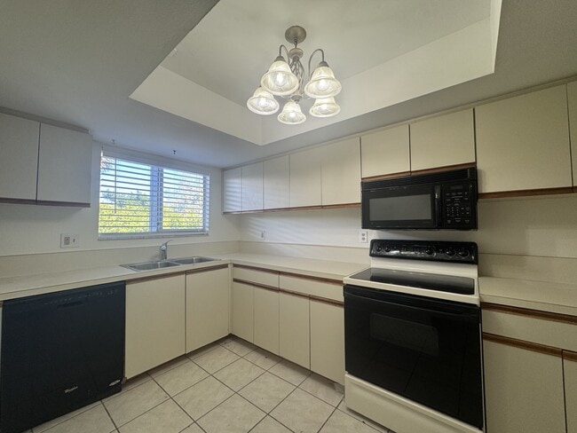 Building Photo - 259 Fenwick Dr