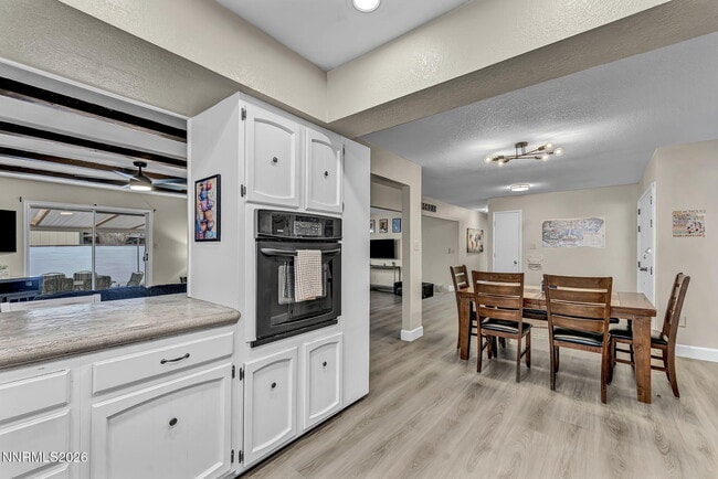 Building Photo - 1490 Foster Dr