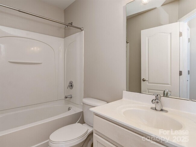 Building Photo - 2074 Ayrsley Town Blvd