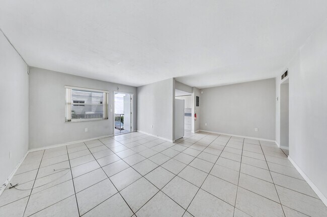 Primary Photo - 801 Meridian Ave