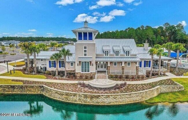 Building Photo - 315 Brandon Lks Dr