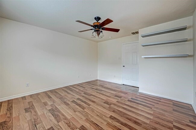 Building Photo - 20591 Sycamore Crest Ln