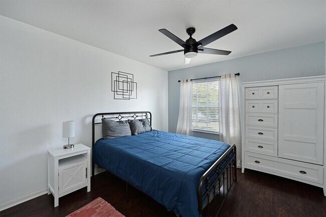 Building Photo - 6589 Fairway Gardens Dr