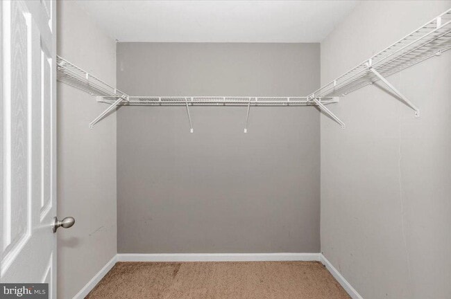 Building Photo - 7 New Gate Ct