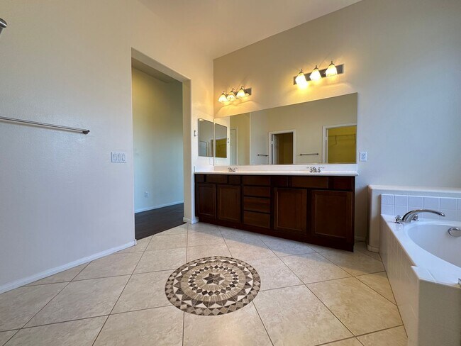 Building Photo - Ryland Homes at Cliffs Edge
