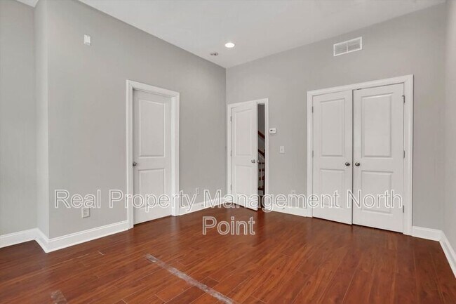 Building Photo - 3026 Eltham Pl