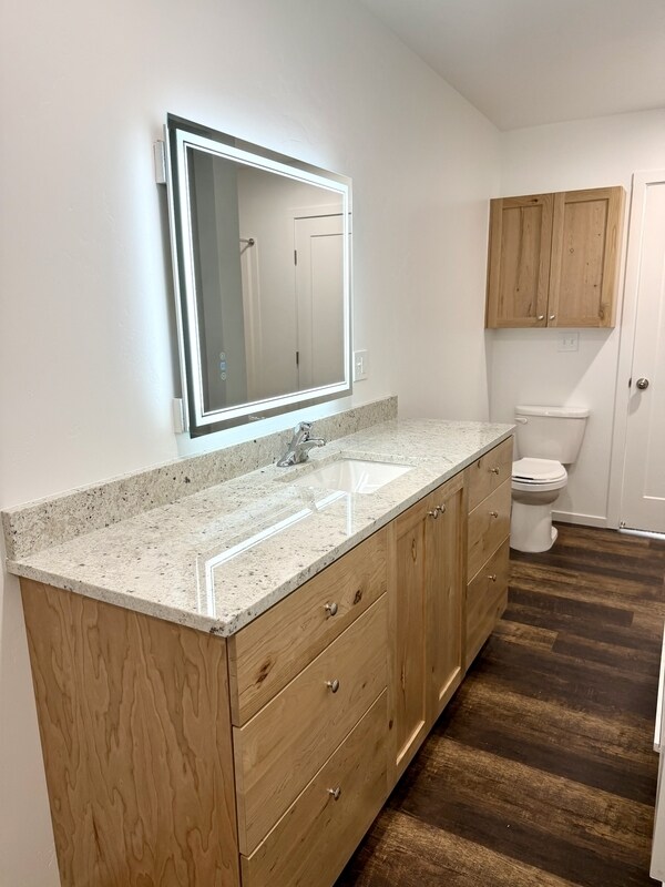 Building Photo - 361 W 400 S