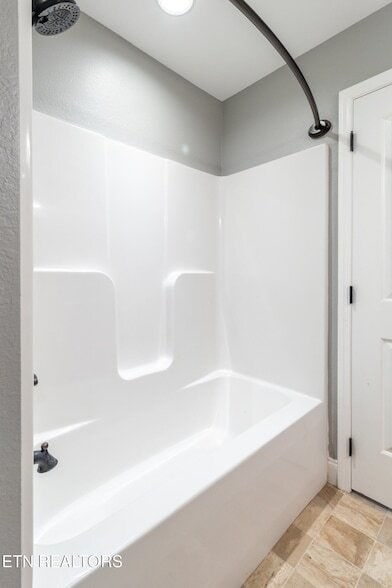 Building Photo - 926 Warrior Hill Dr