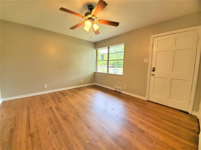 Building Photo - 2115 Glenwood Ln