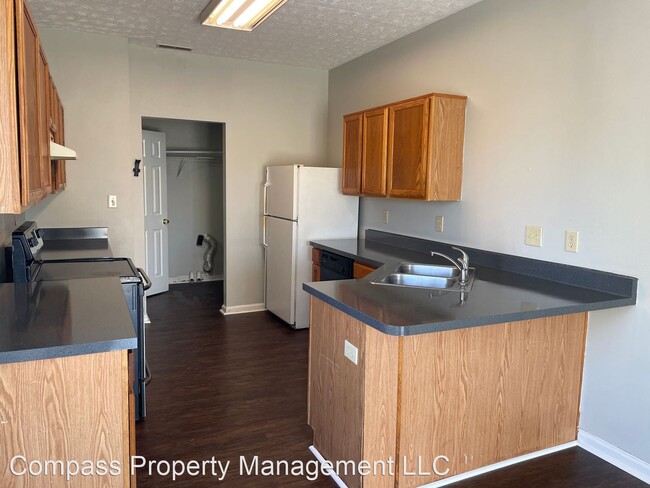 Building Photo - 3 br, 2.5 bath House - 668 Mountain Pine Dr