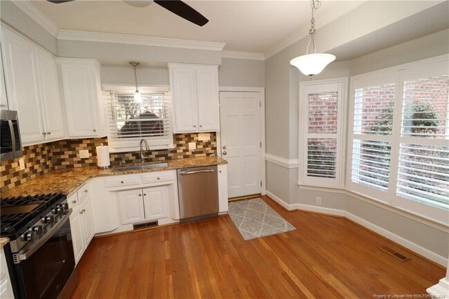 Building Photo - 7915 Footman Way