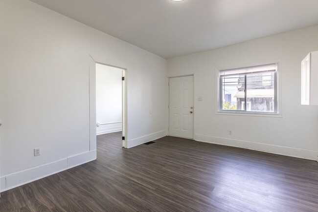Building Photo - 974 Manton Way