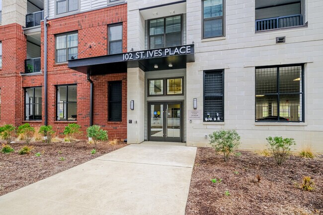 Building Photo - 102 St Ives Pl
