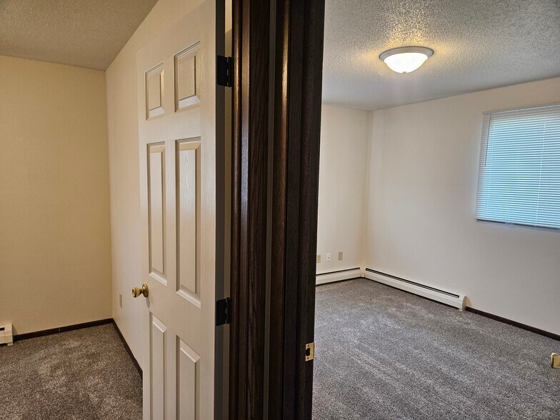 Bedrooms - 626 2nd Ave E