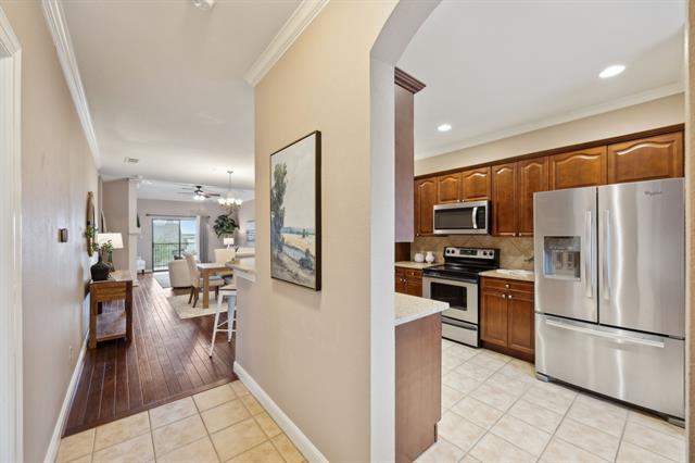 Building Photo - 1877 Signal Ridge Pl