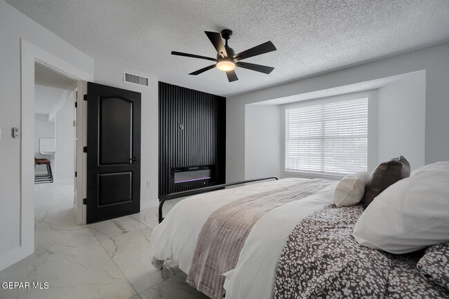 Building Photo - 7413 Le Conte Dr