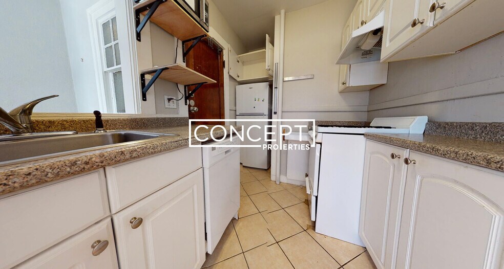 Building Photo - 11 Story St